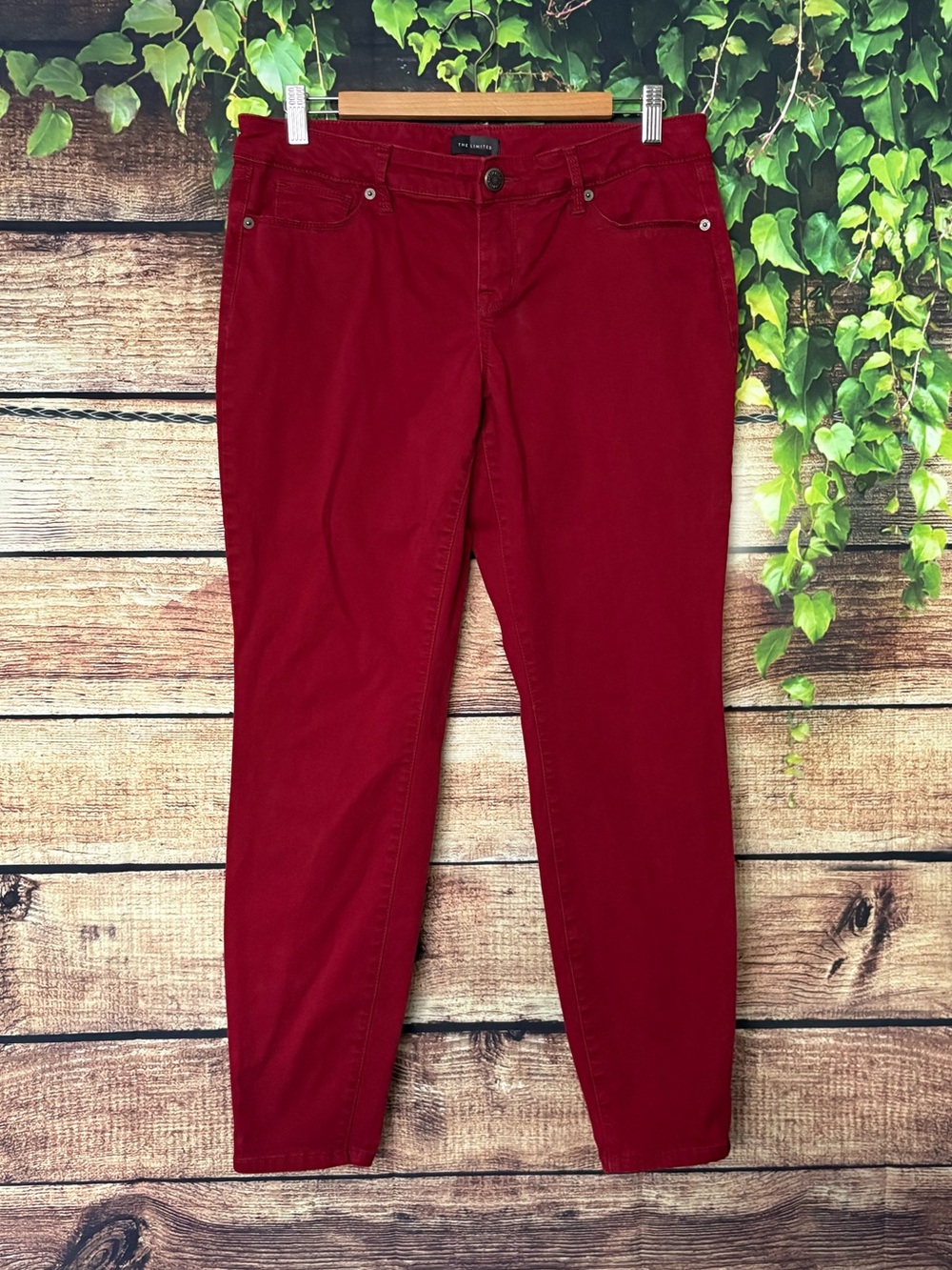 🌿 5/$25 The Limited Red Skinny Pants